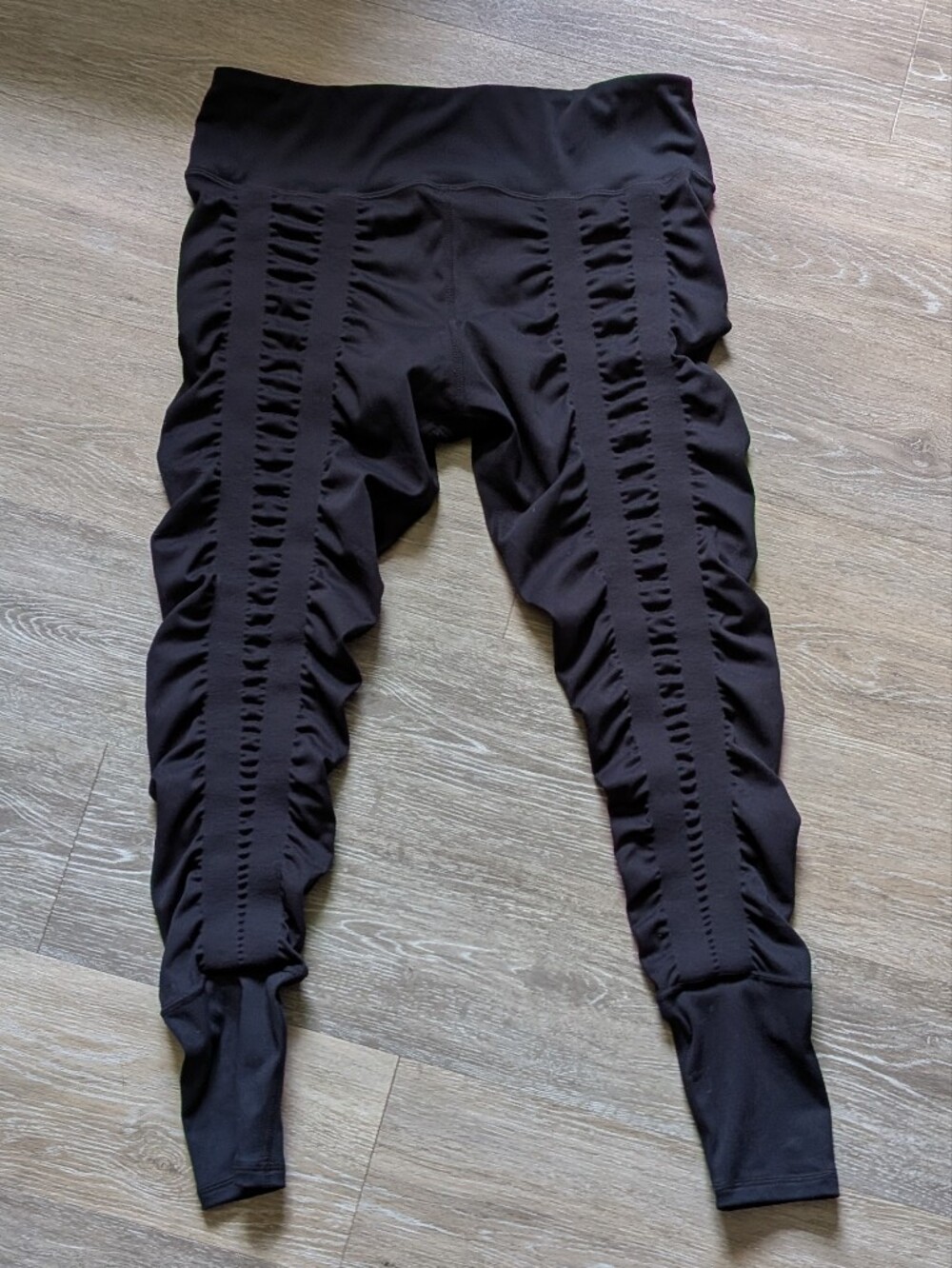 LIKE NEW Sweetflexx Medium Black 8 Resistance Band Compression Workout Leggings